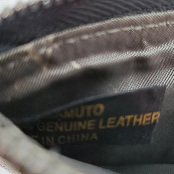 Vince Camuto Leather Wristlet Wallet Black - Picture 14 of 16